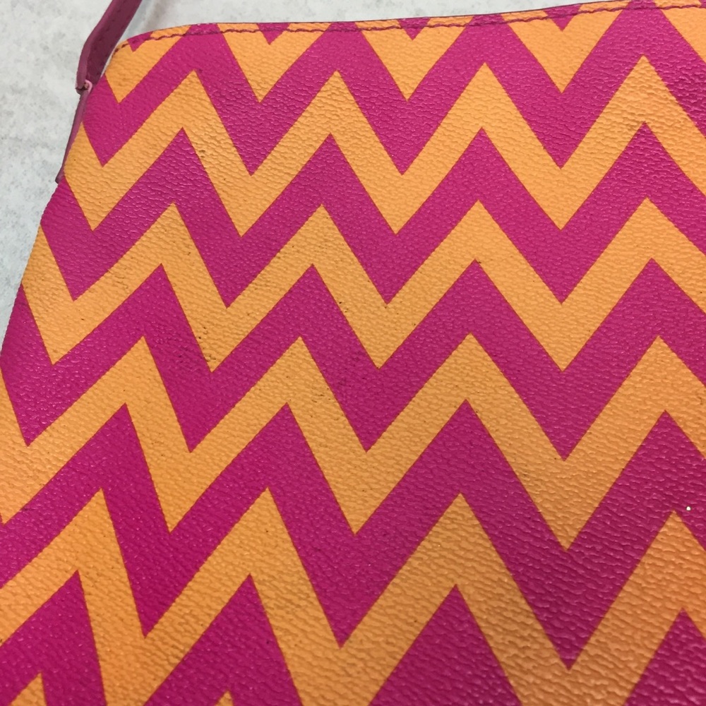 Vera Bradley Purse Ziggy Zags Pink Orange Chevron - Picture 6 of 6
